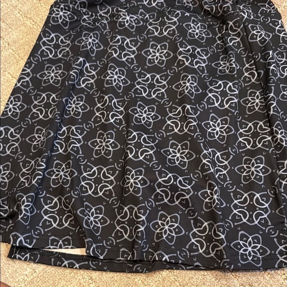 Navy and White Patterned Golf skort - Picture 5 of 5
